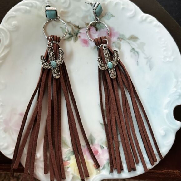 Boho statement earrings A81 - Picture 2 of 5